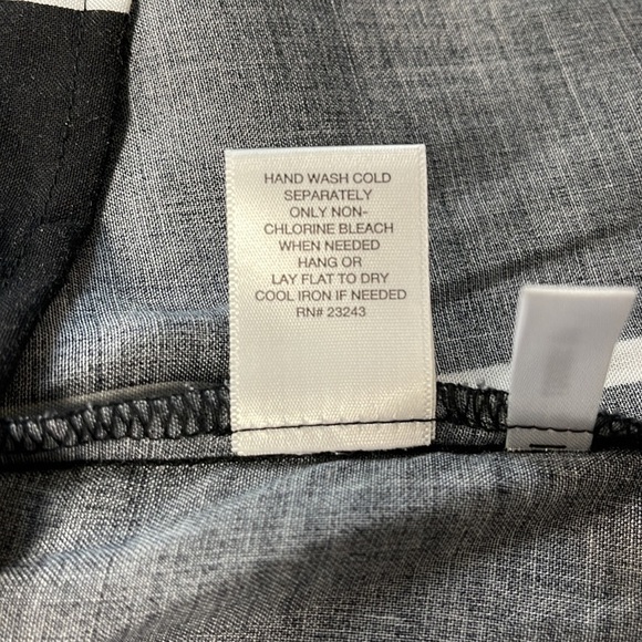 New York & Company Soho Jeans NWT Black Striped Long Sleeve Wrap Top Size XS - Picture 10 of 10